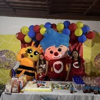 Show con botarga y decoración de globos